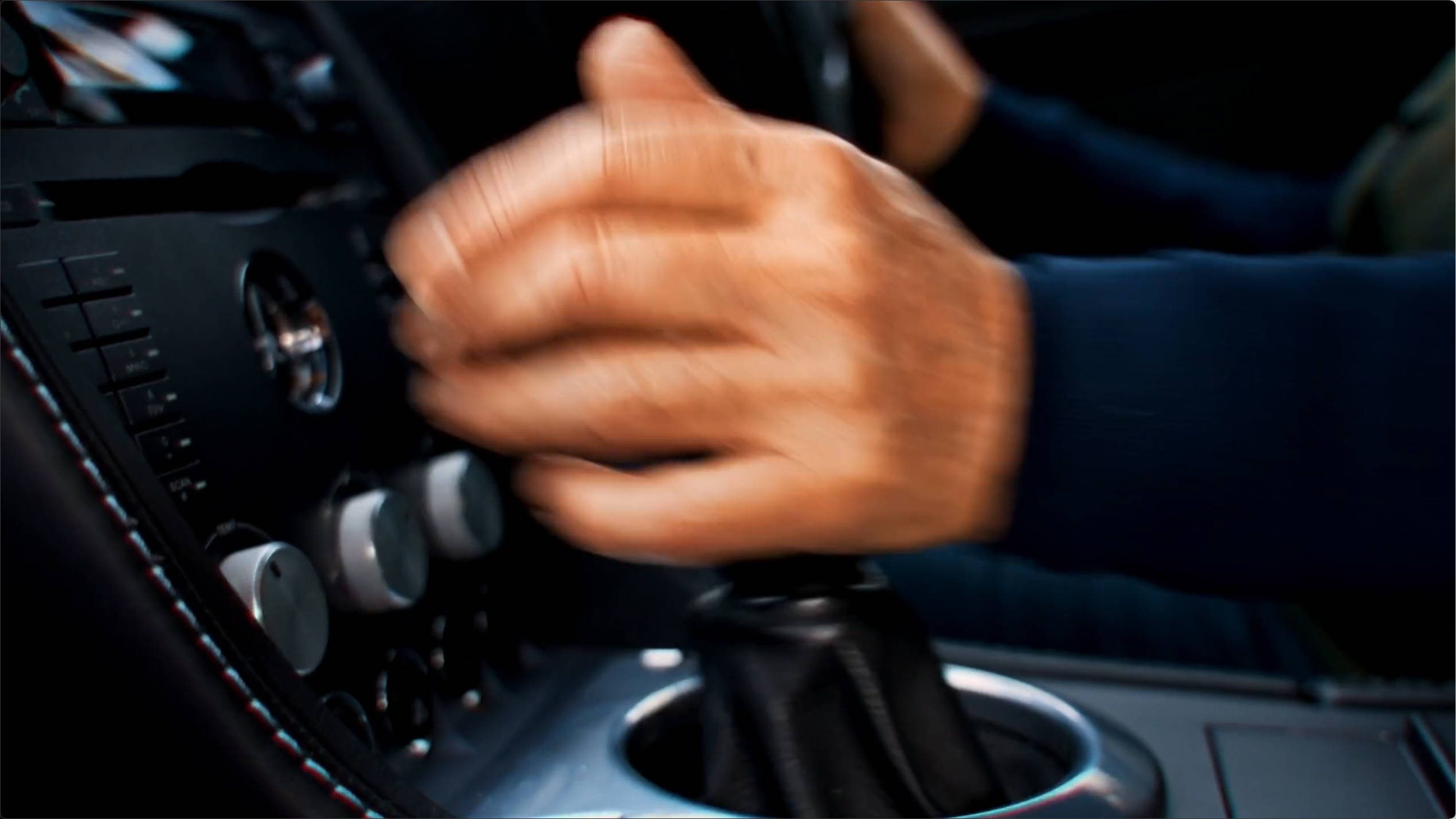 Aston chaging gear_2 – Lumira Studio music in the car – Lumira Studio