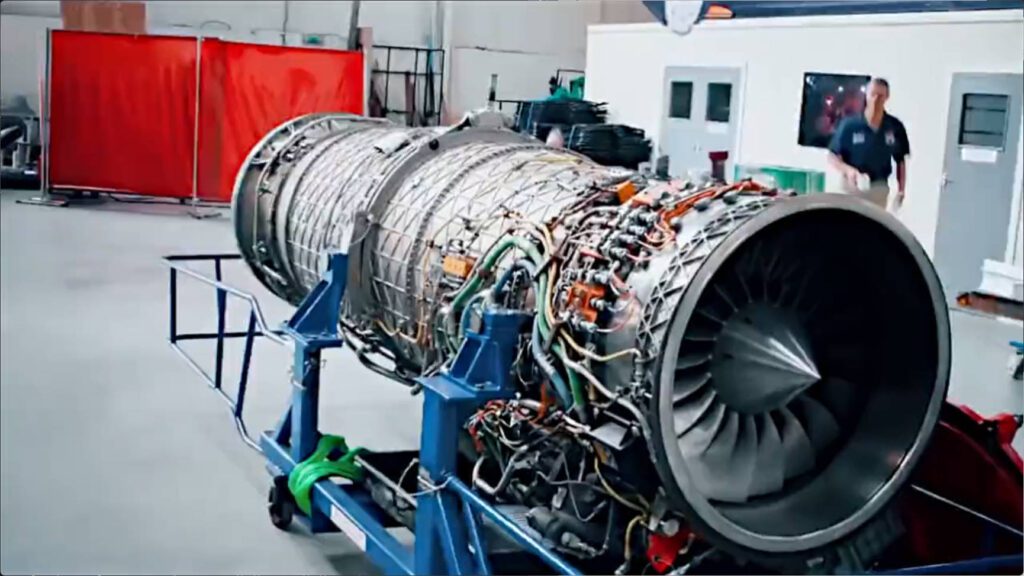 Bloodhound supersonic car_02