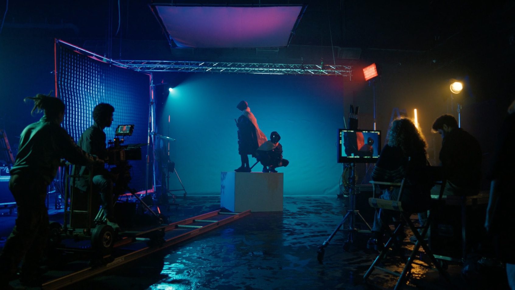 video shoot in studio – Lumira Studio video shoot in studio A 7-Day Guide to Business Video Production_day 1 – Lumira Studio