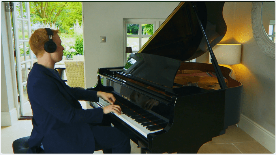 Luke Jones Kawai UK Lumira studio