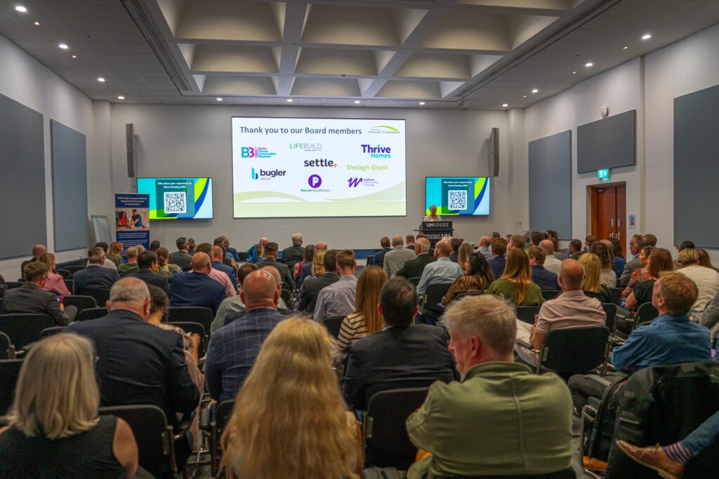 LMS05695 – Lumira Studio – Lumira Studio